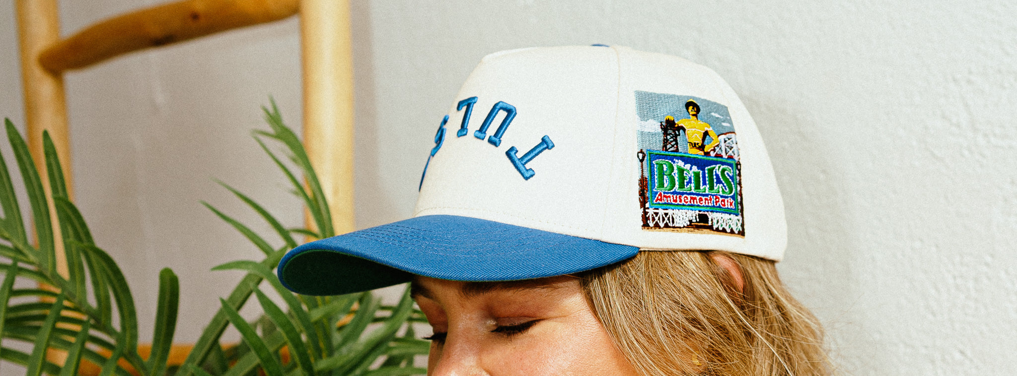 Tulsa Fairgrounds Off-White/Cornflower Blue